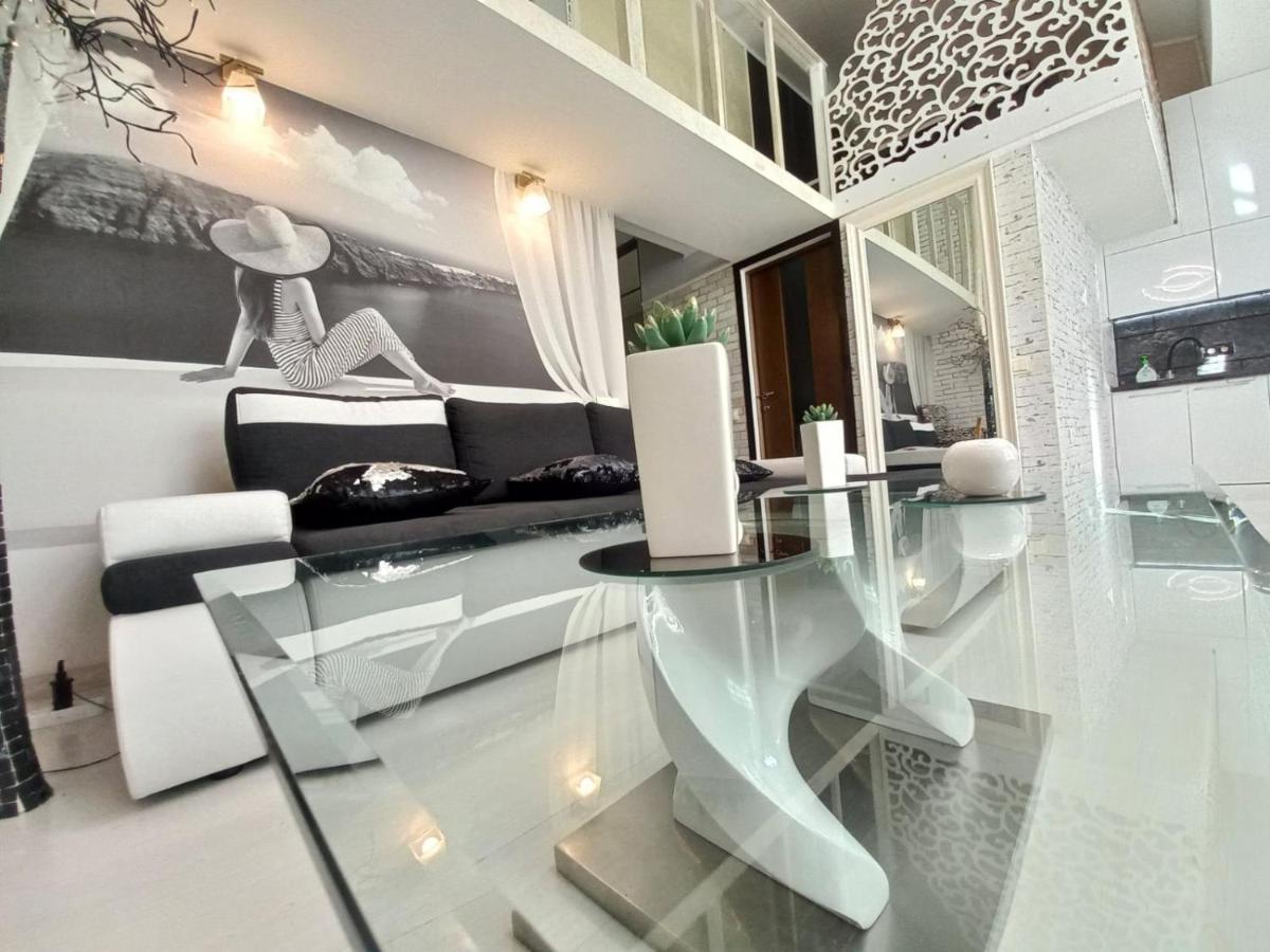 Apartment Penthouse Kisinyov Kültér fotó