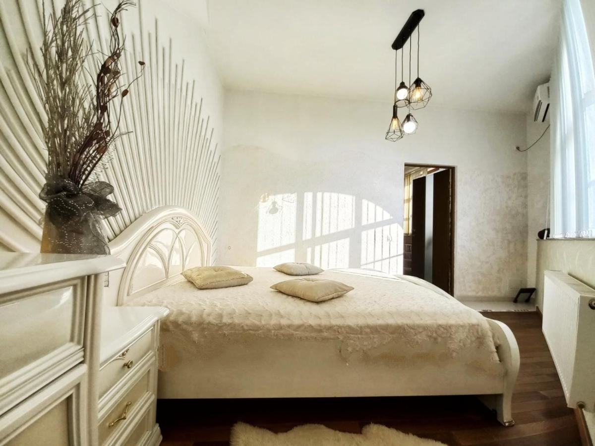 Apartment Penthouse Kisinyov Kültér fotó