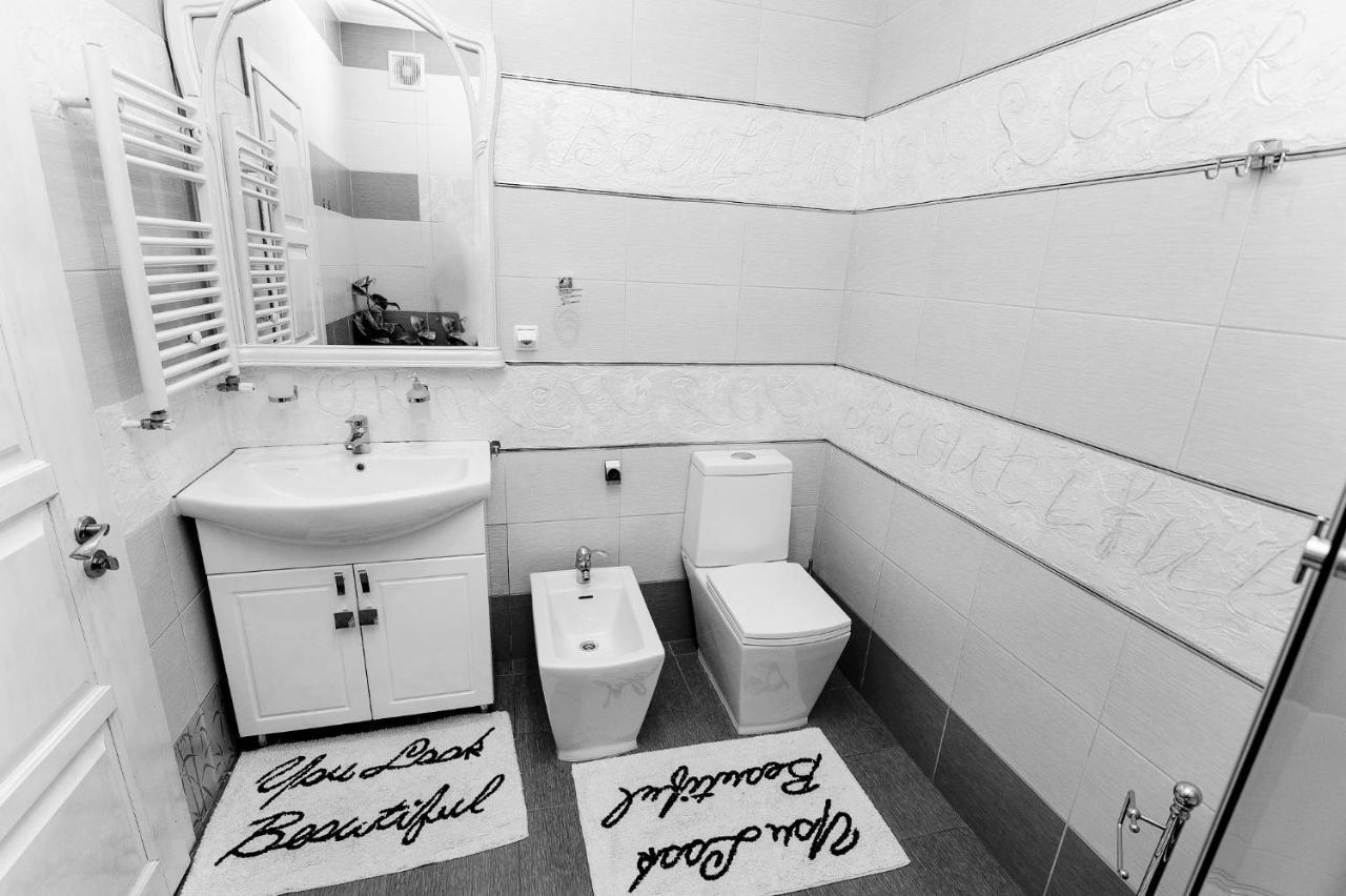 Apartment Penthouse Kisinyov Kültér fotó